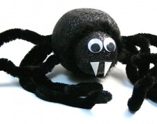 Giant Fuzzy Halloween Spider